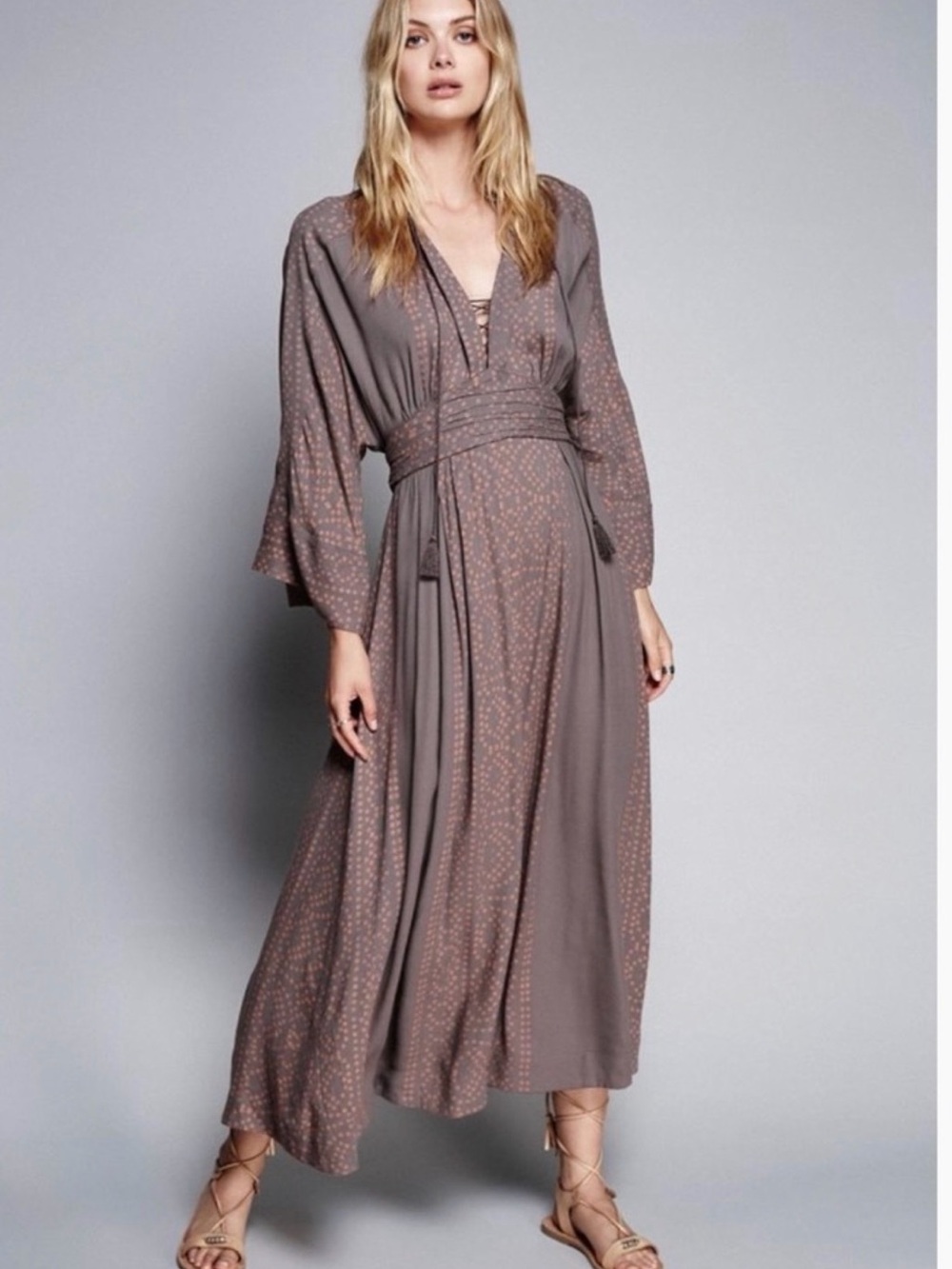 Free People Women's Gray Modern Kimono Tassel Dress 2 Boho Free Spirited Western